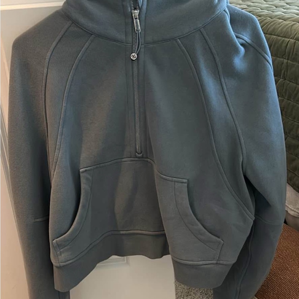 Lululemon Scuba half zip hoodie